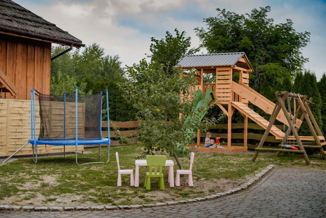 Tatarska Zagroda - Agroturystyka Dolina Baryczy Noclegi - Domek Jelonek Krosnice Buitenkant foto